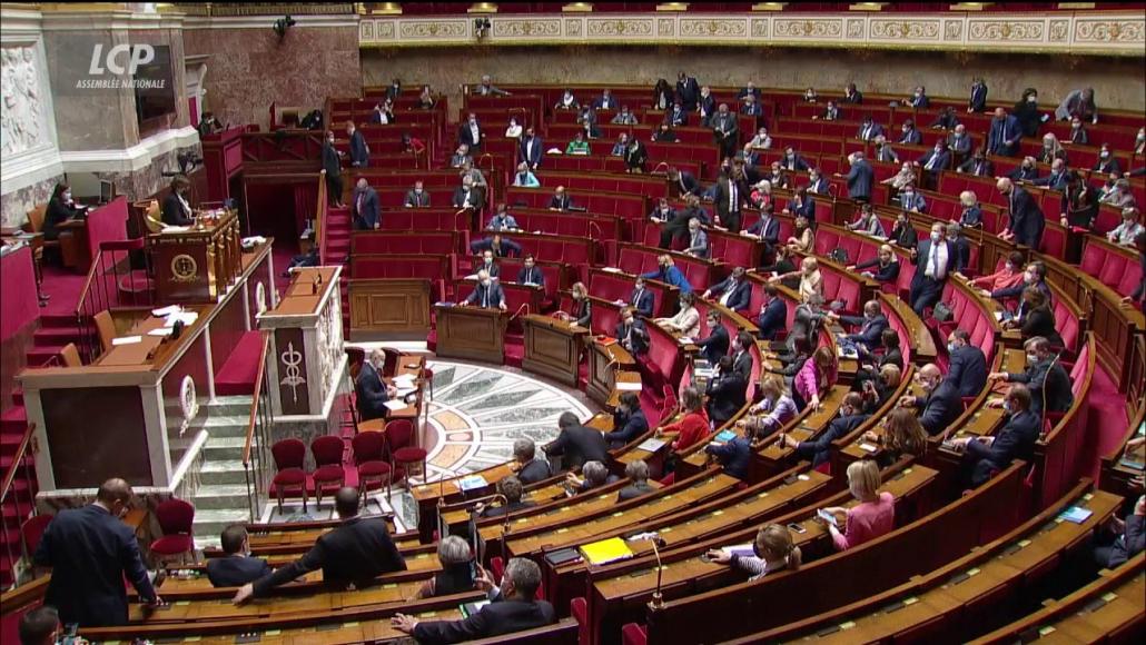 L'Assemblée nationale, dans la nuit du 11 au 12 mai 2021.