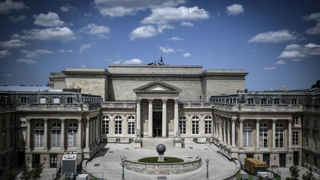 Assemblée nationale cour d'honneur