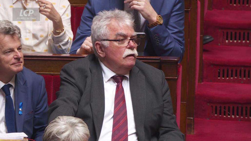 Fabien Roussel et André Chassaigne dans l'hémicycle de l'Assemblée nationale